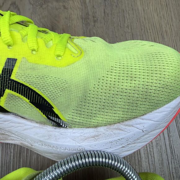 ASICS Magic Speed Shoes Mens Size 9 Yellow FF Turbo Running Sneakers 1011B875 main image 5